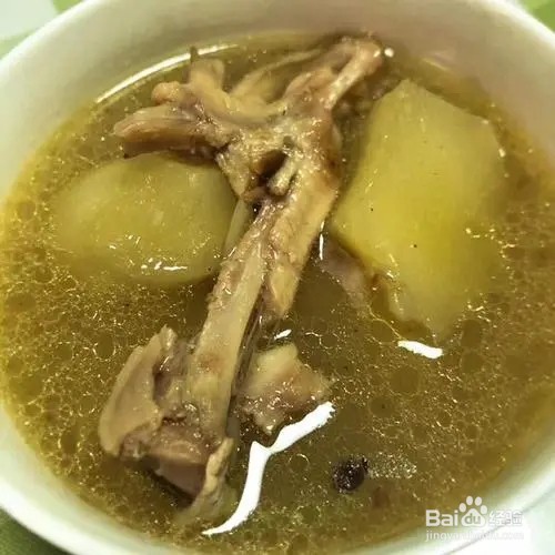 雪莲果煲鸭汤
