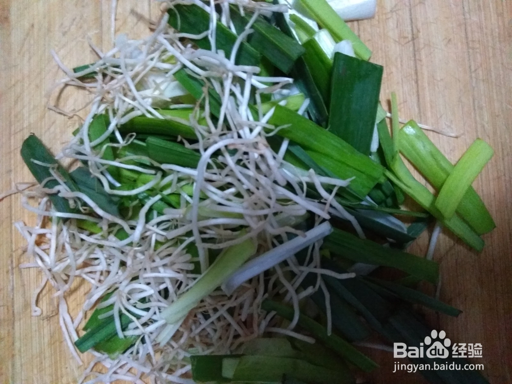 青蒜根须炒粉条