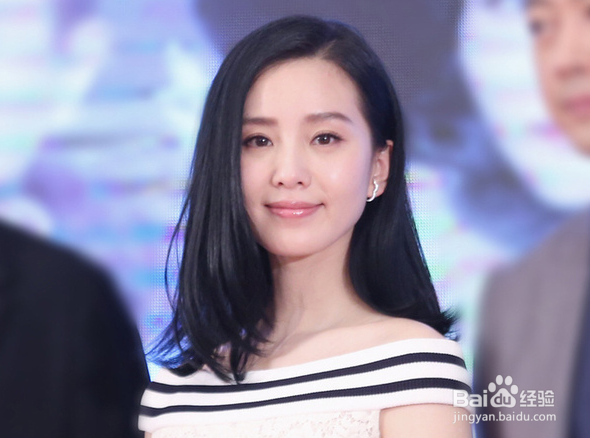 如何打造刘诗诗娜扎耳边卷发发型