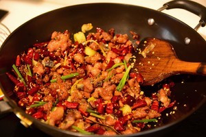 辣子鸡的家常做法