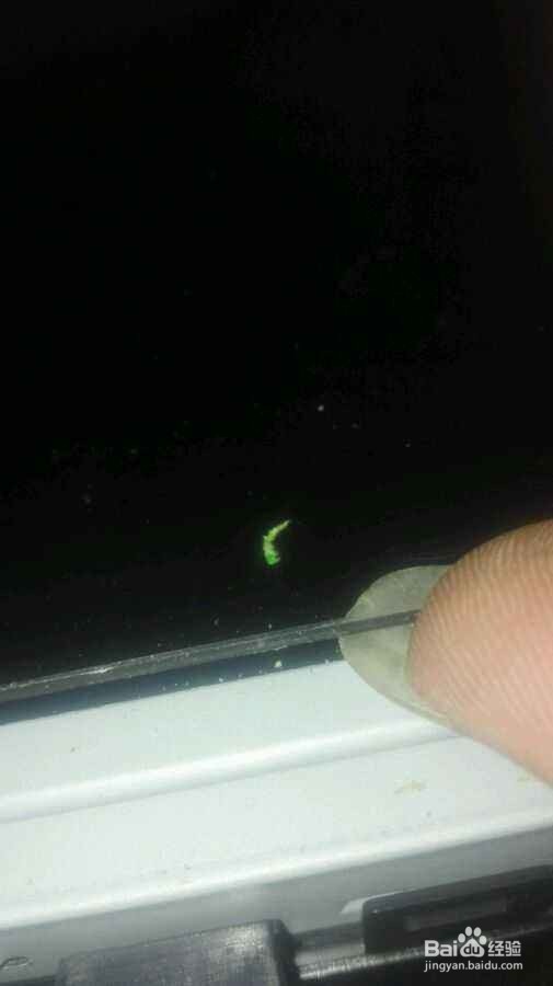 显示器钢化屏怎么拆