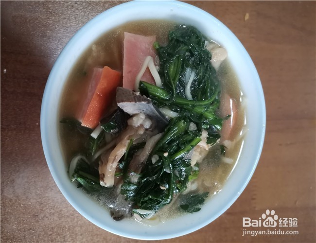 家常面条这样做胜似过桥米线