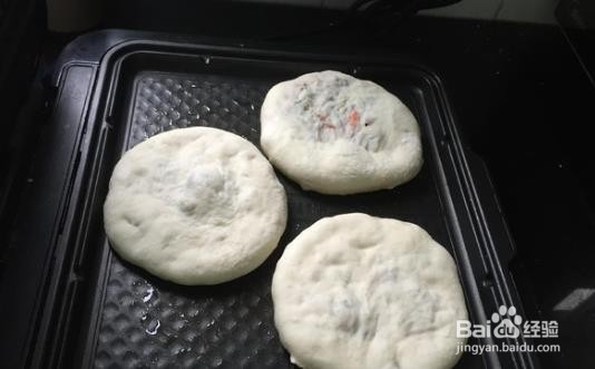 腊肠西葫芦馅饼的做法