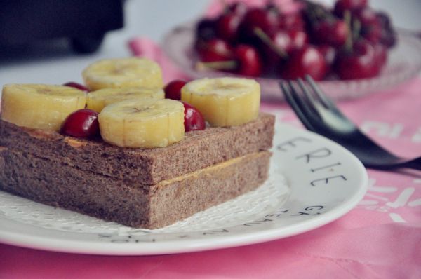 巧克力花生酱三明治