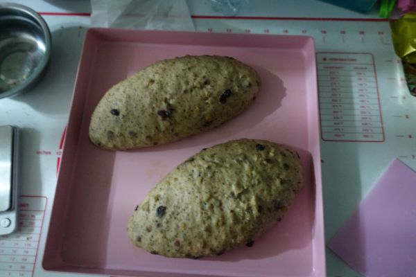 红茶核桃蔓越莓软欧