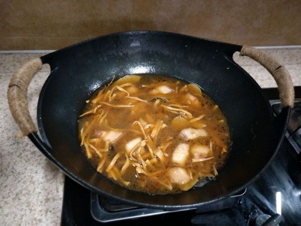 红烧笋干五花肉
