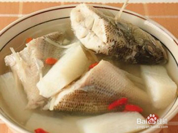 冬天腿上起一层皮屑怎么办