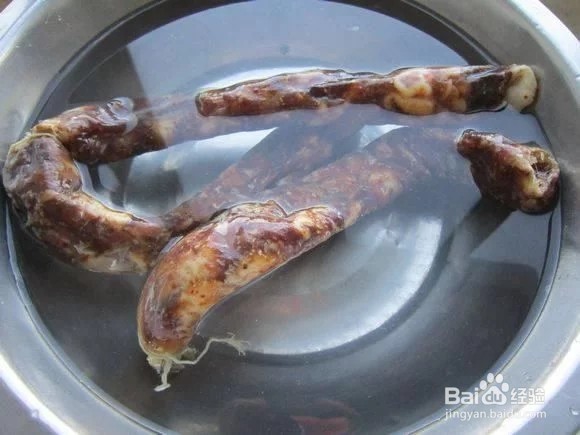 芹菜炒腊肠的烹饪