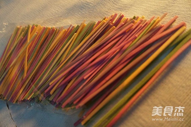 多彩蔬果手工面【蝴蝶面宝宝辅食】