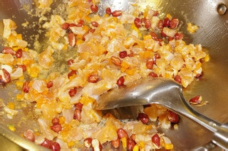 宫保鸡丁怎么做？