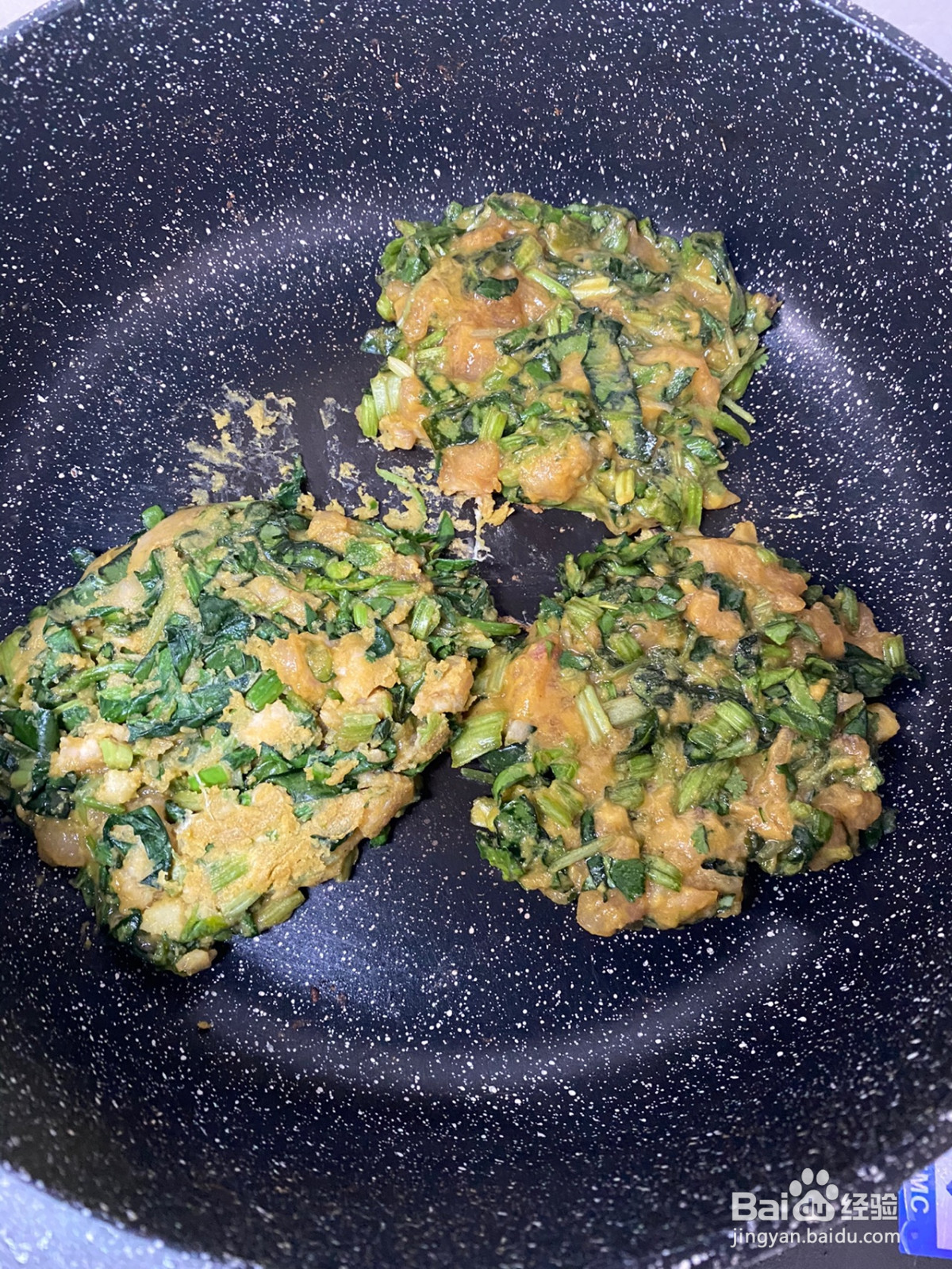 低脂玉米面鸡胸肉菠菜饼的做法