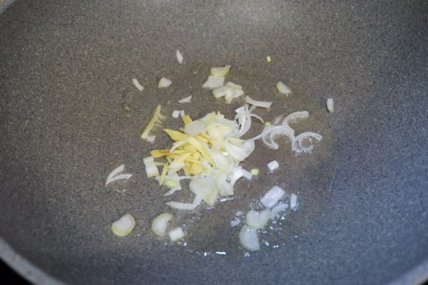 笋干腊肉炖豆腐