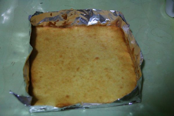 双色棋格奶油蛋糕