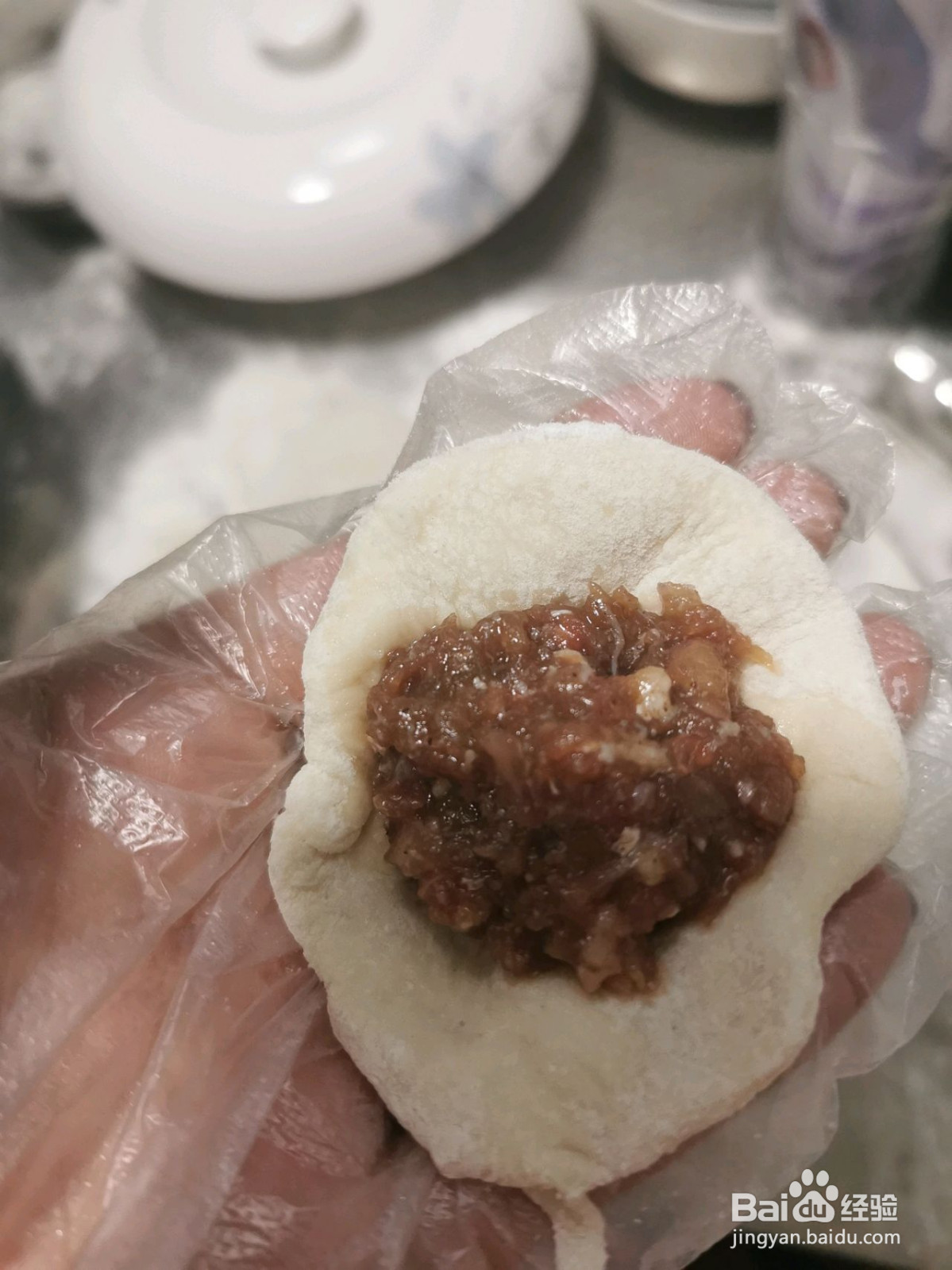 牛肉洋葱包子的做法