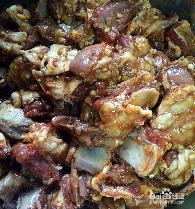 佐酒佳肴粉蒸羊排的做法