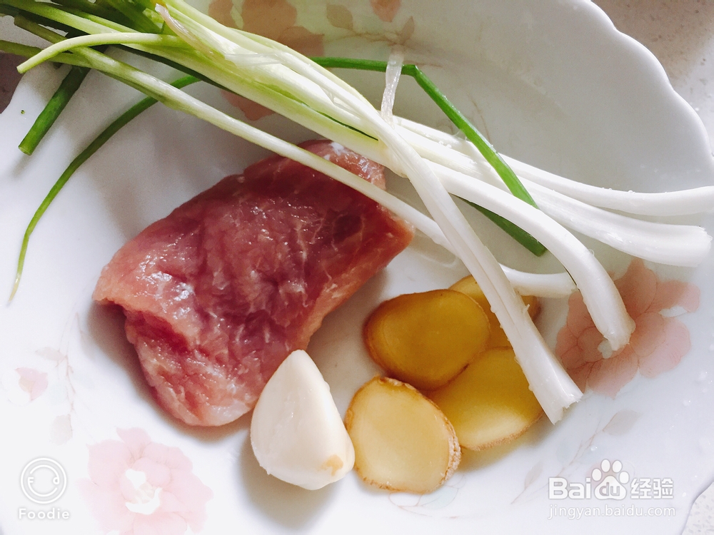 自己做梭子蟹炒年糕海鲜美食