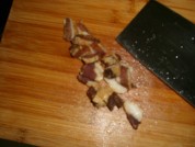 腊肉炒菜花的做法