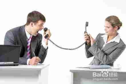 如何做自我介绍出其不意的亮相？