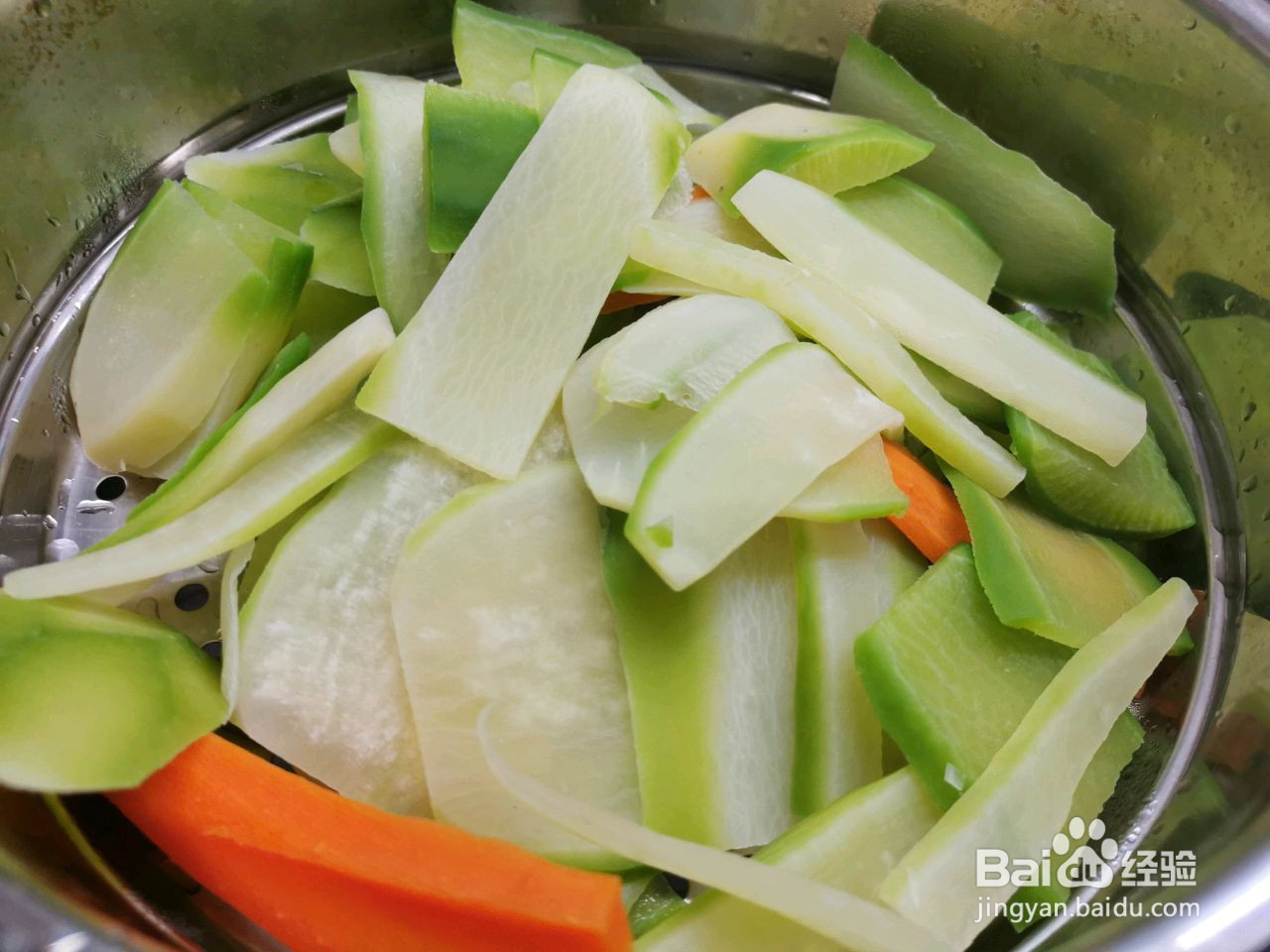 双色萝卜饺子的做法