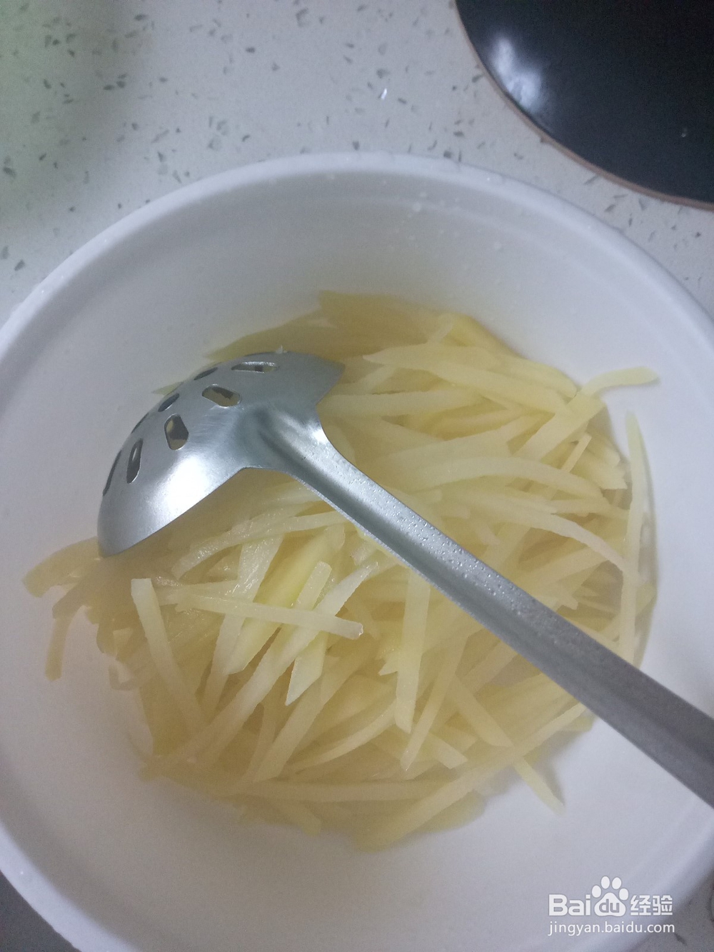 拌土豆和胡萝卜丝