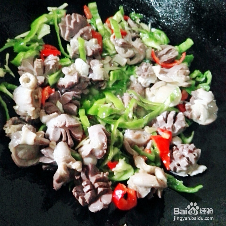 鸡肫炒辣椒的做法