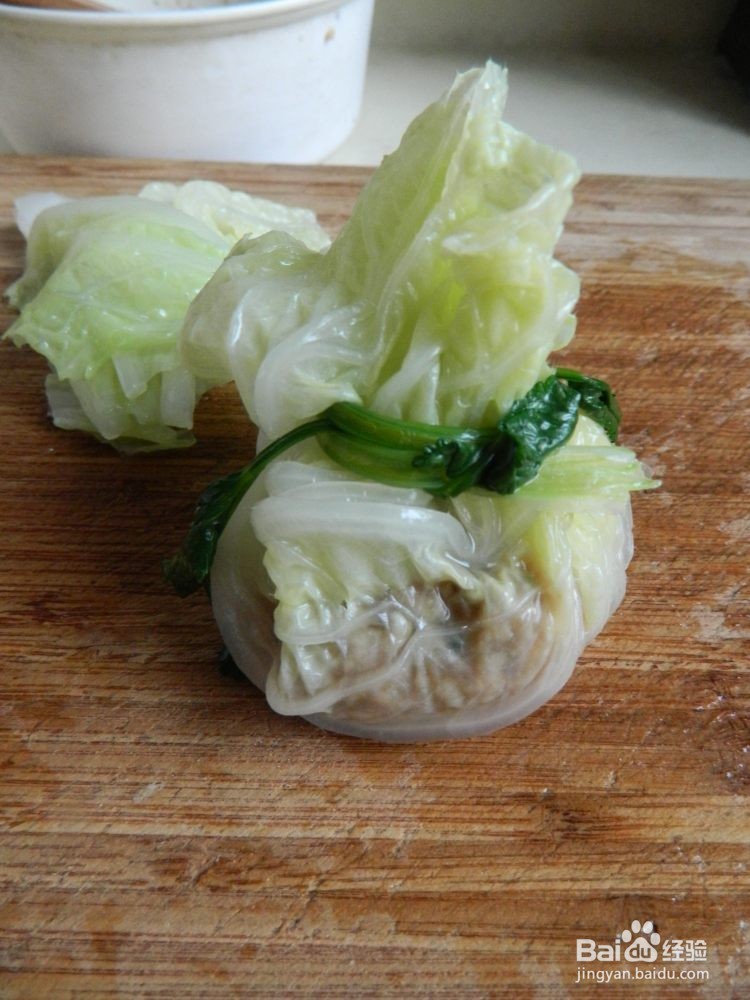 如何做美味的“福袋”白菜包？