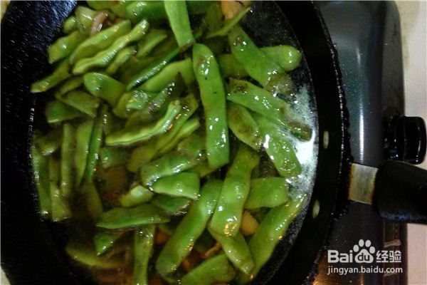 东北豆角炖肉的做法
