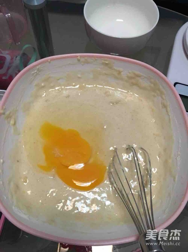 香蕉松饼的做法