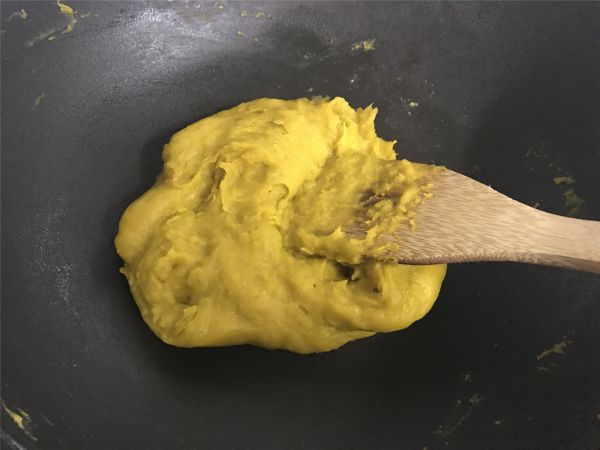 #令人羡慕的圣诞大餐#圣诞帽南瓜包