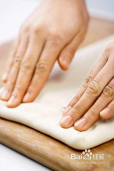 爱恨参半香甜榴莲酥