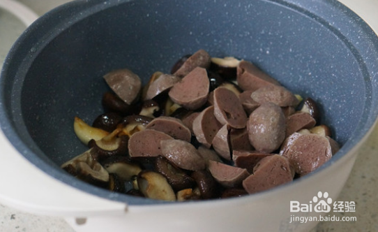 怎么做香菇豆腐焖牛肉丸