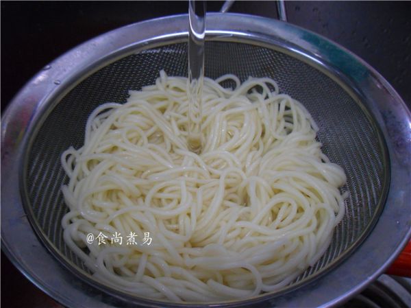 沙茶酱鲜虾炒面