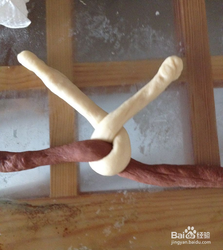 可可双色球面包的做法
