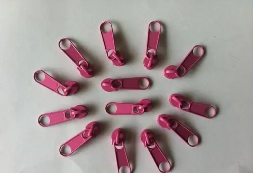 拉链头有几种型号