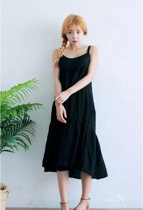 小黑裙穿出的美,你知道吗?