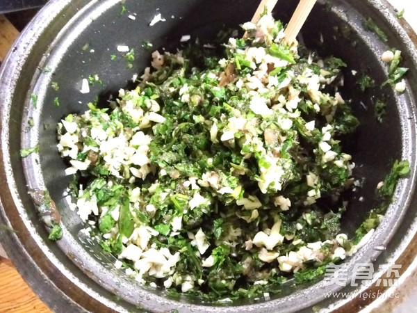 荠菜蘑菇鲜肉水饺