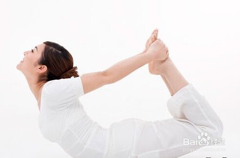<b>快速瘦背部的瑜伽动作，瘦背部的瑜伽动作</b>