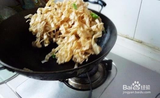 辣椒炒豆皮的做法