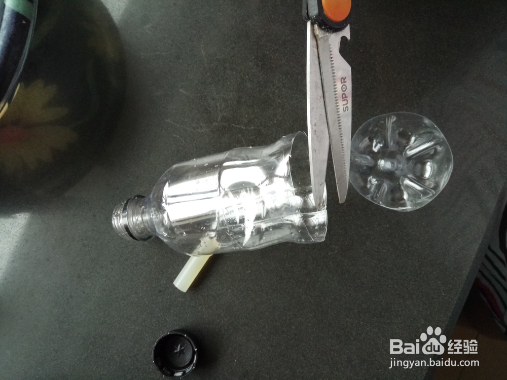 可乐瓶制作风车