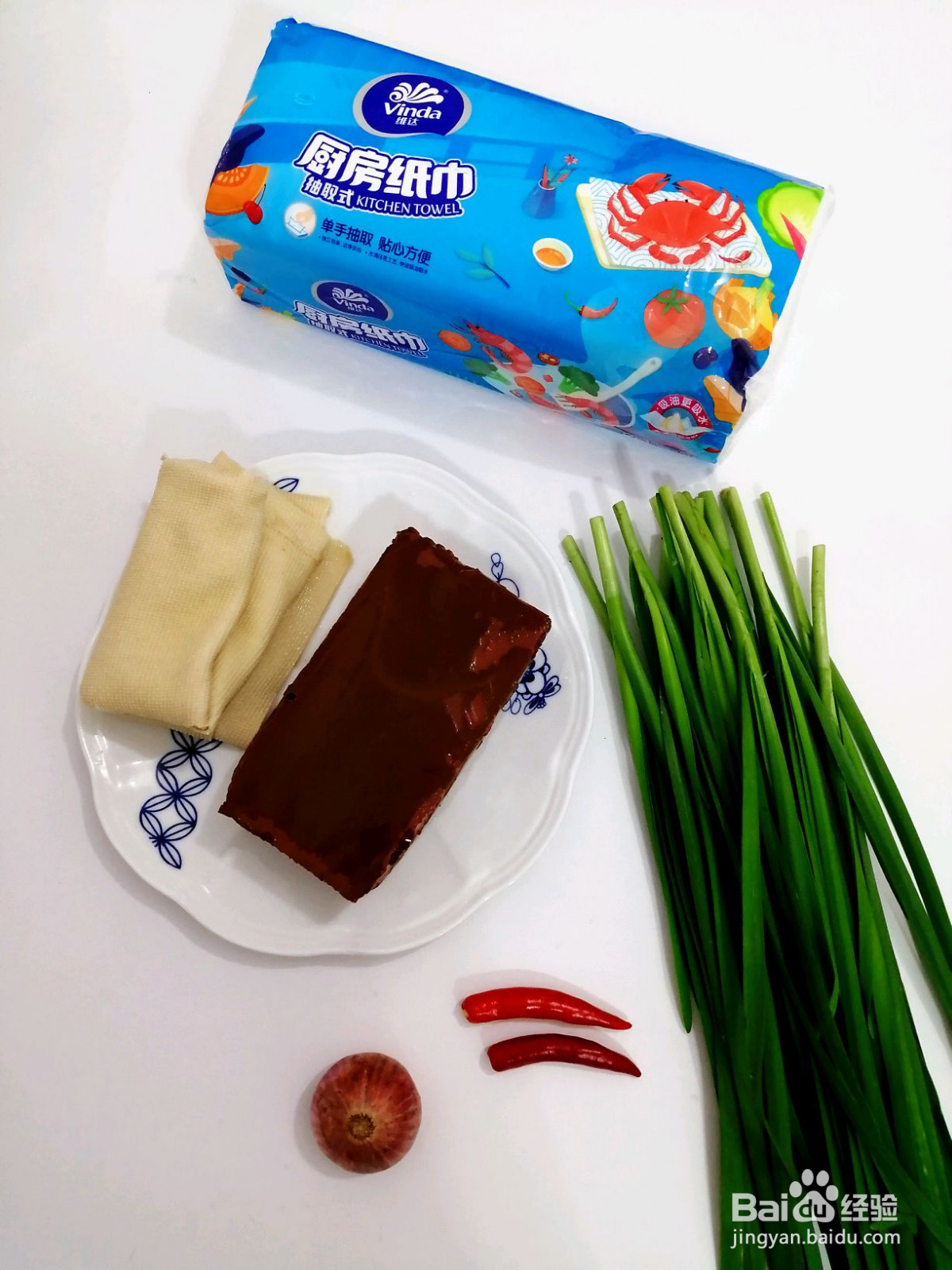 鸭血炖干豆腐的做法