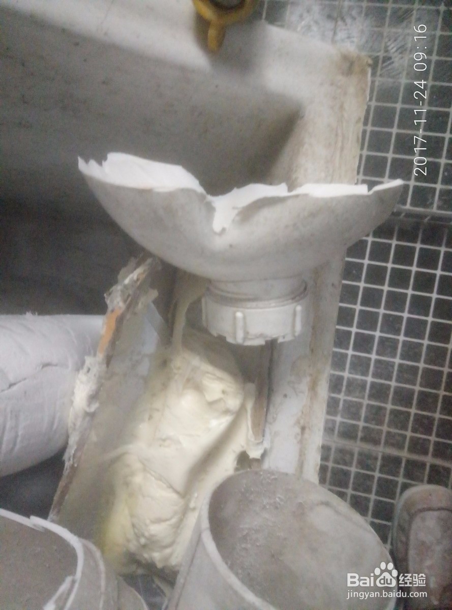 坐便器严重堵塞了，怎样才能轻易的疏通?