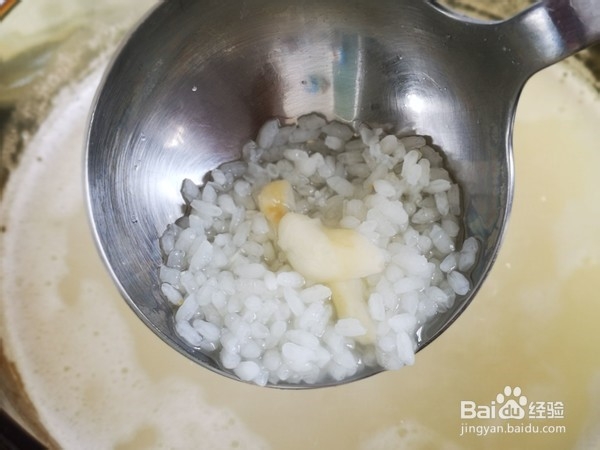 怎么做南瓜百合粥？