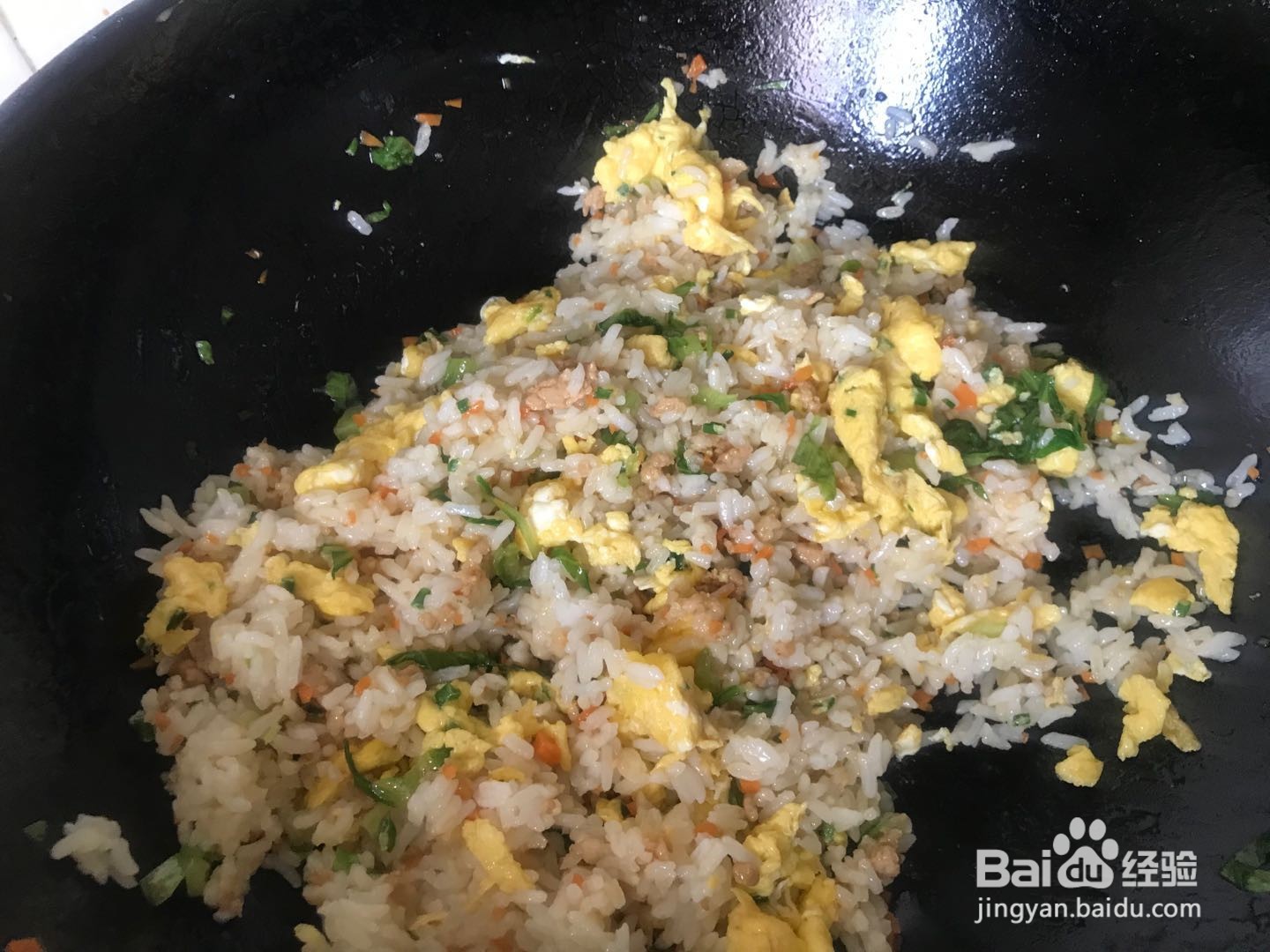 营养全面的早餐——蔬菜肉末蛋炒饭