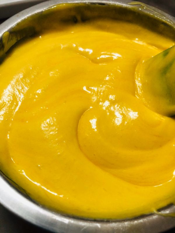 椰浆芒果慕斯蛋糕