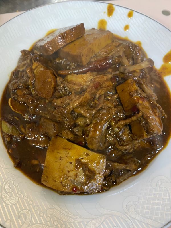 花儿麻辣鸡翅尖