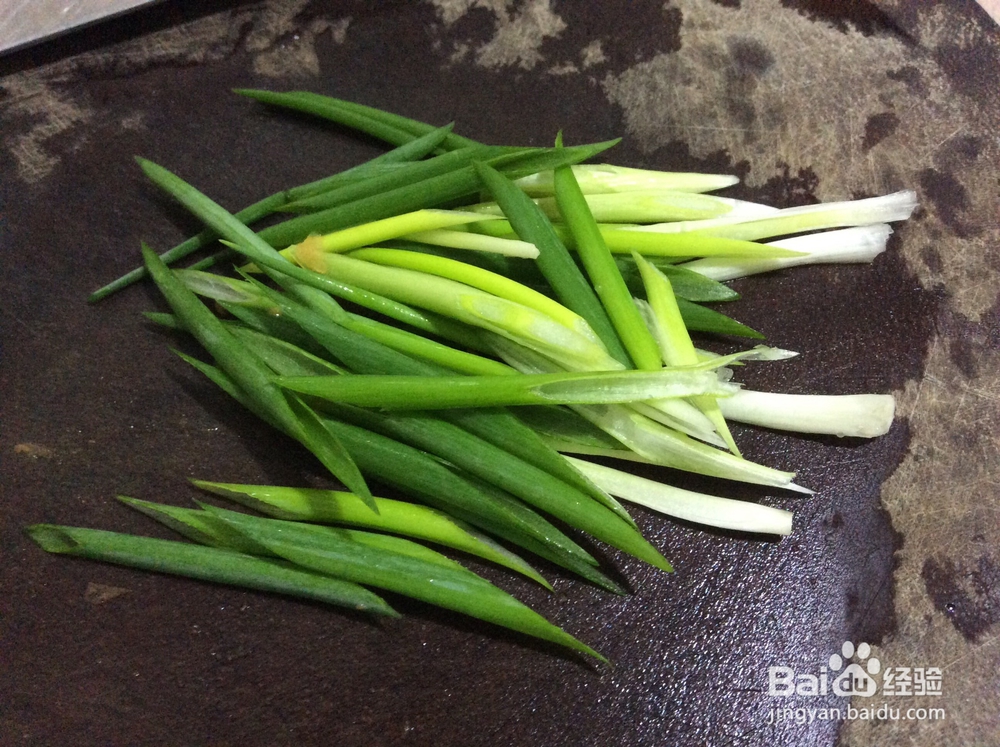 红油鸡菌片的做法