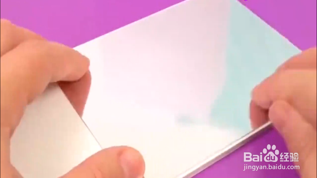 怎样制作芭比娃娃的梳妆台呢？