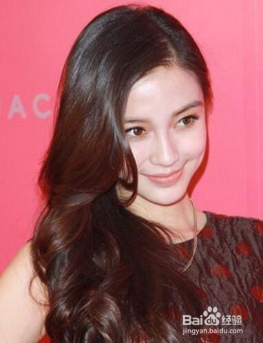 全明星侧卷发秀美侧脸，满屏都是女神啊