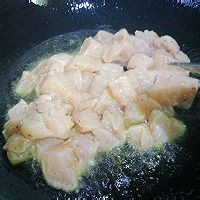 不辣还好看的三色鸡丁