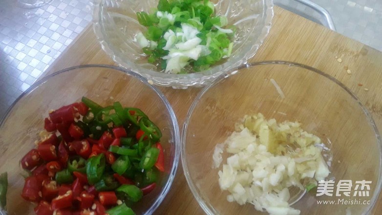 凉拌茄子的做法